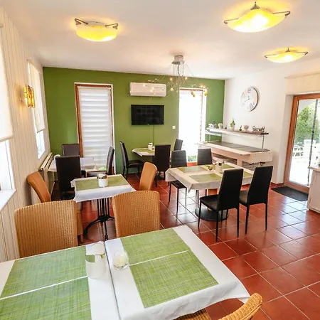 בית הארחה Belysium Wine&relax Vendeghaz 4*