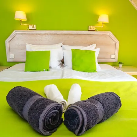 ゲストハウス Belysium Wine&relax Vendeghaz 4*